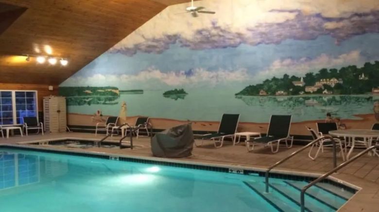 <b>High Point Inn Pool</b>