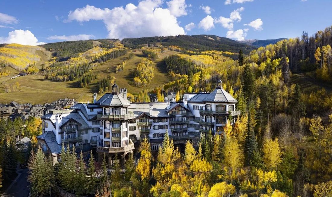 The Chateau Residence Club Exterior