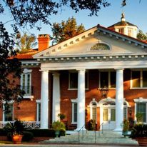 Woodlands Inn