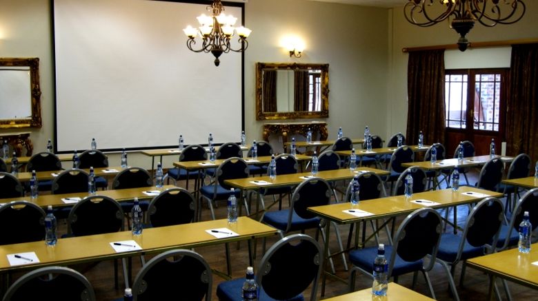 <b>Shangri-La Country Hotel Meeting</b> <b>Shangri-La Country Hotel Meeting</b>