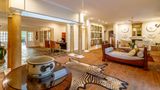 Blue Mountain Luxury Lodge Lobby
