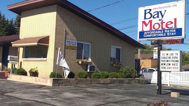 <b>Bay Motel Exterior</b>