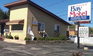 Bay Motel