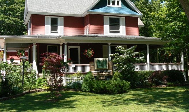 Forest Inn of Saugatuck Exterior
