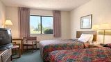 Super 8 Anamosa Room