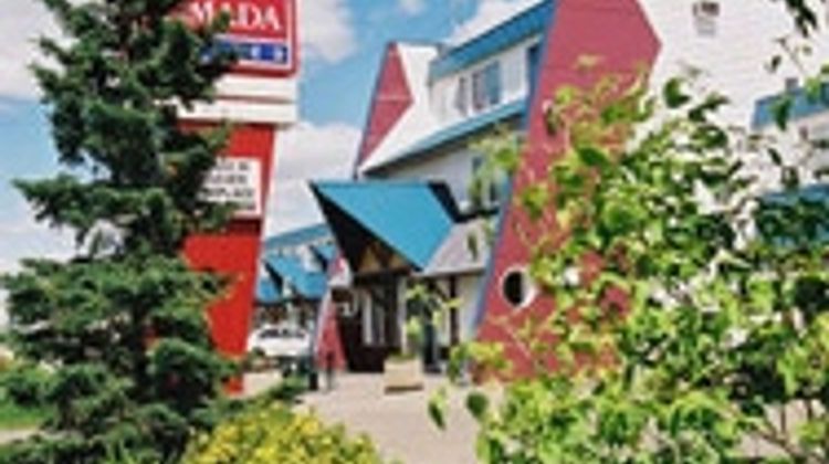 DC Lodge Exterior