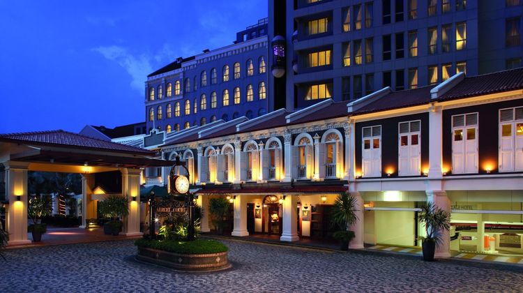 Village Hotel Albert Court Exterior