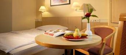 Flemings Hotel Frankfurt-Central Room