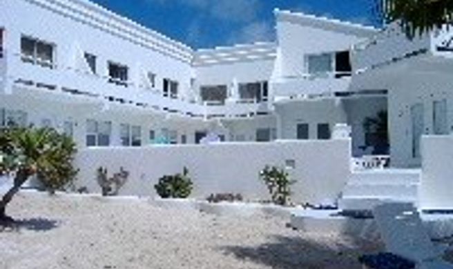 Mata Rocks Resort Exterior