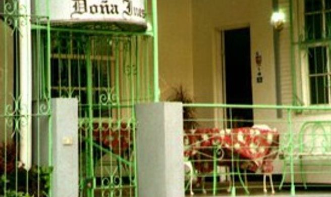 Dona Ines Hotel Exterior