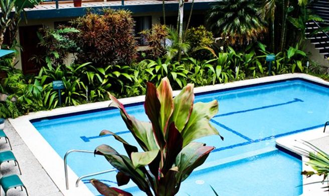 Soluxe El Sesteo Hotel Exterior