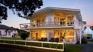 Hananui Lodge and Serviced Apartments