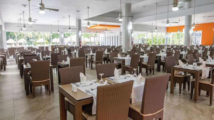 Hotel Riu Lupita Restaurant