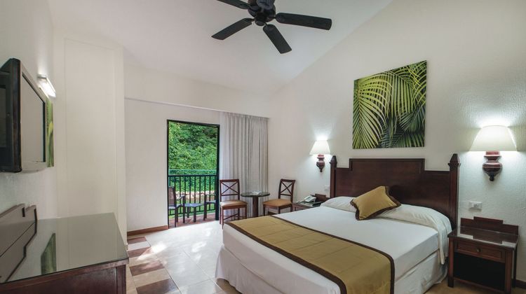 Hotel Riu Lupita Room