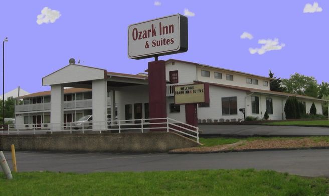 Ozark Inn and Suites Exterior