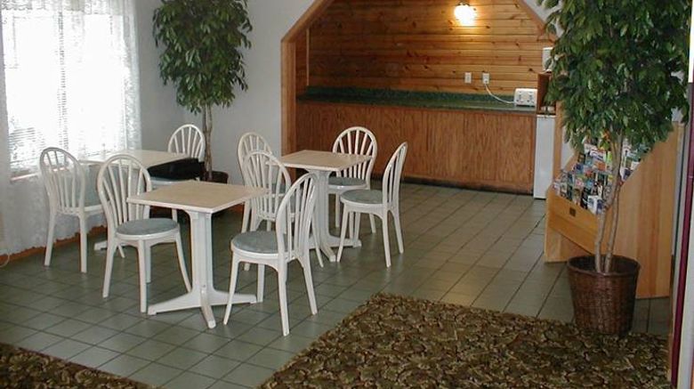 <b>Ozark Inn and Suites Lobby</b>