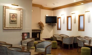 Hotel Rainha d'Amelia