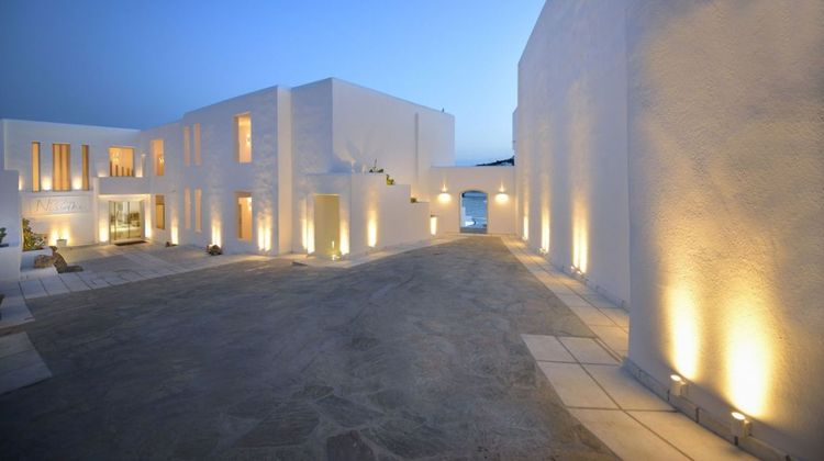 Nissaki Boutique Hotel Exterior