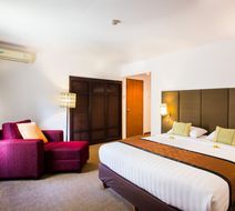 Plagoo Holiday Hotel Room