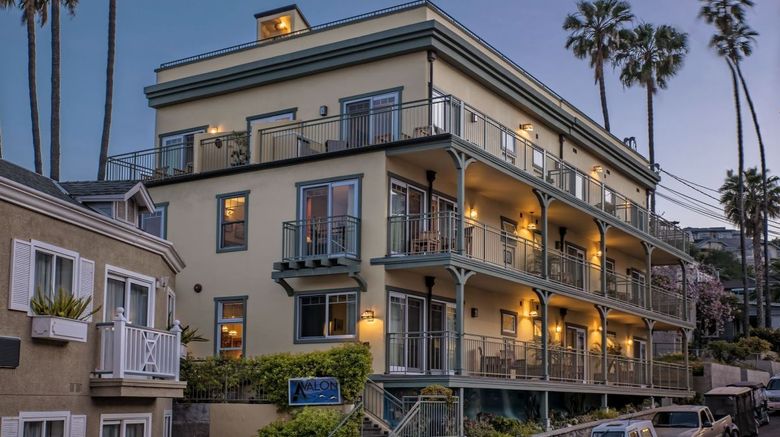 <b>Avalon Hotel Exterior</b>