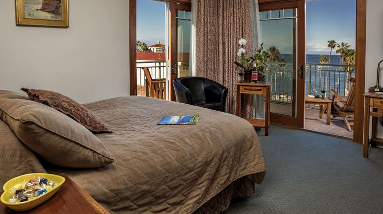 <b>Avalon Hotel Room</b>