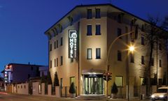 Hotel Ovest