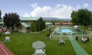 Okanagan Seasons Resort