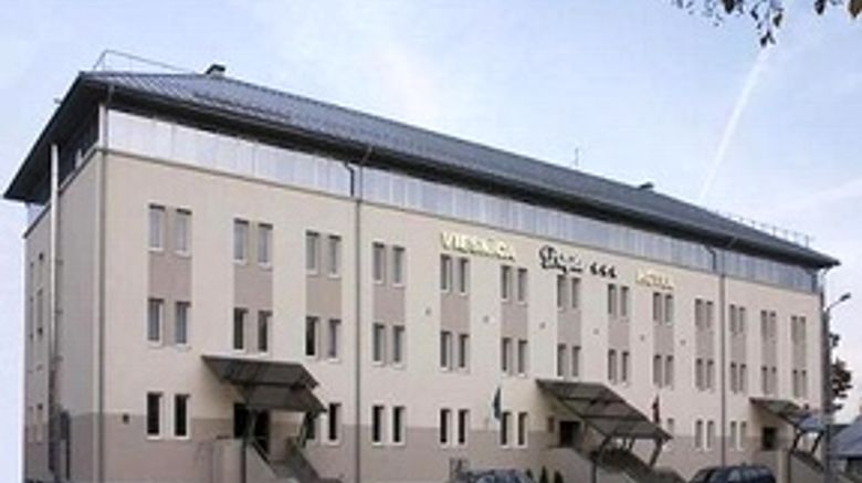 Kolonna Hotel Brigita Exterior