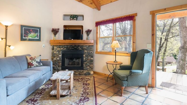 <b>The Homestead Suite</b>