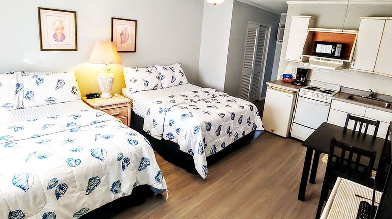 <b>Hideaway Waterfront Resort and Hotel Room</b>