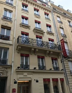 Riviera Hotel