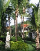 Coco Reef Resort