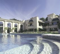 Belmont House Pool