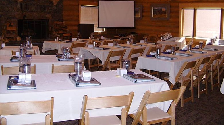 <b>320 Guest Ranch Meeting</b>