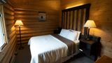 <b>320 Guest Ranch Room</b>