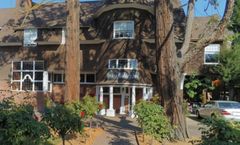 Cedar Gables Inn