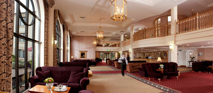 Roe Park Resort Lobby