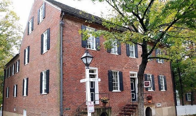 Augustus T Zevely Inn Exterior