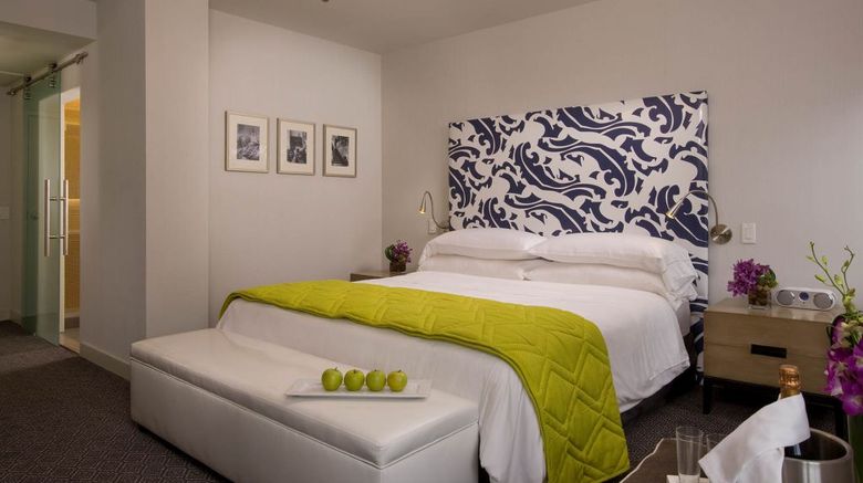 <b>Breakwater Hotel South Beach Room</b>