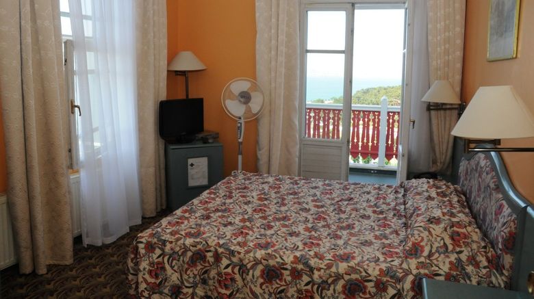 <b>Merit Halki Palace Hotel Room</b>