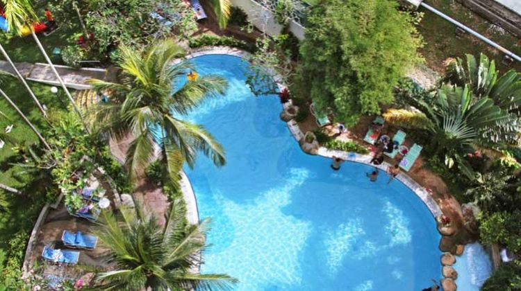 Rainbow Paradise Beach Resort Pool