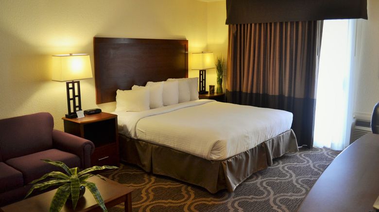 <b>Ashmore Inn & Suites Room</b>