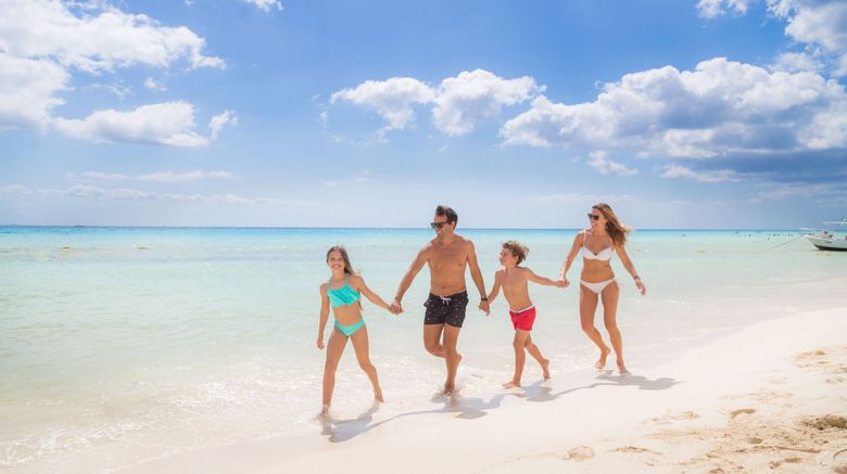 <b>Sandos Playacar Beach</b>