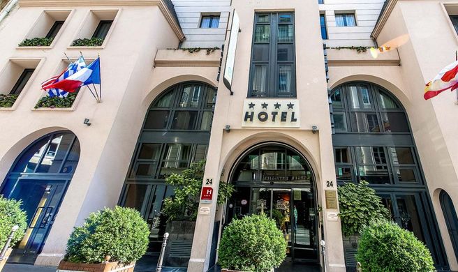 La Fantaisie Exterior