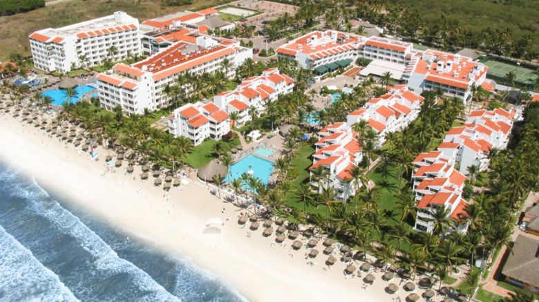 <b>Marival Emotions Resort & Suites Exterior</b>