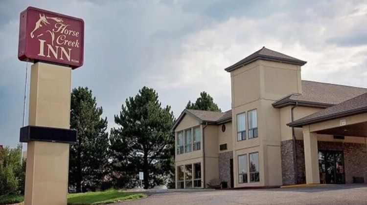 Horse Creek Inn Exterior