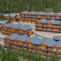 Denali Bluffs Hotel