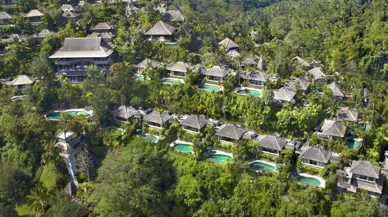 <b>Royal Pita Maha Resort & Spa Exterior</b>