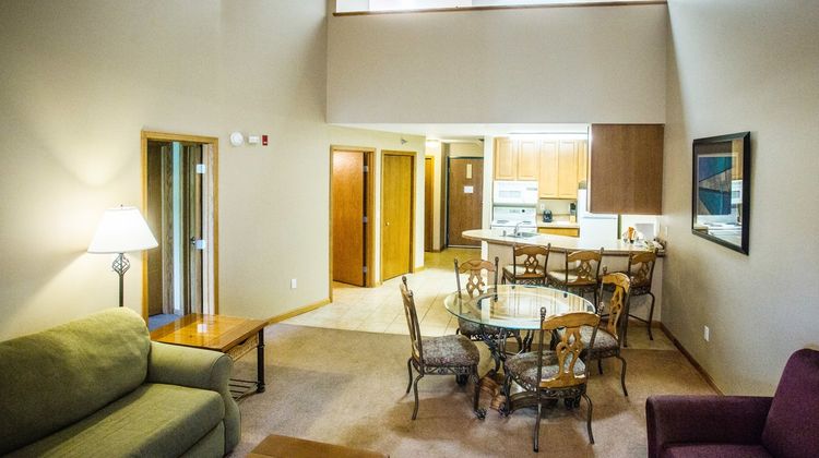 The Cove of Lake Geneva Suite