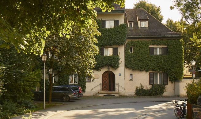 Gaestehaus Englischer Garten Exterior